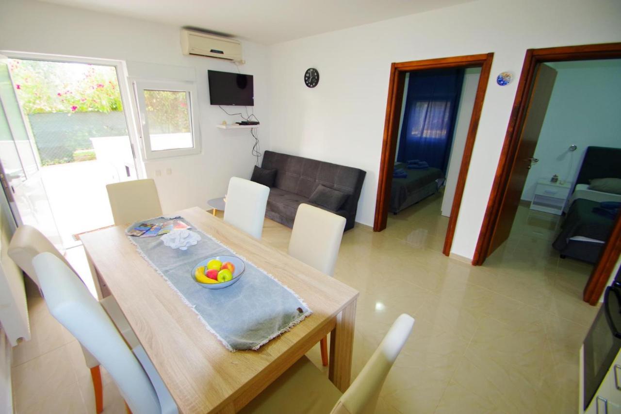 Apartment Pineta In Village Valbandon Экстерьер фото